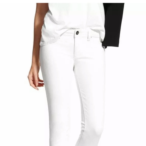 DL1961 Emma Legging Skinny Jean in Milk - Picture 1 of 9